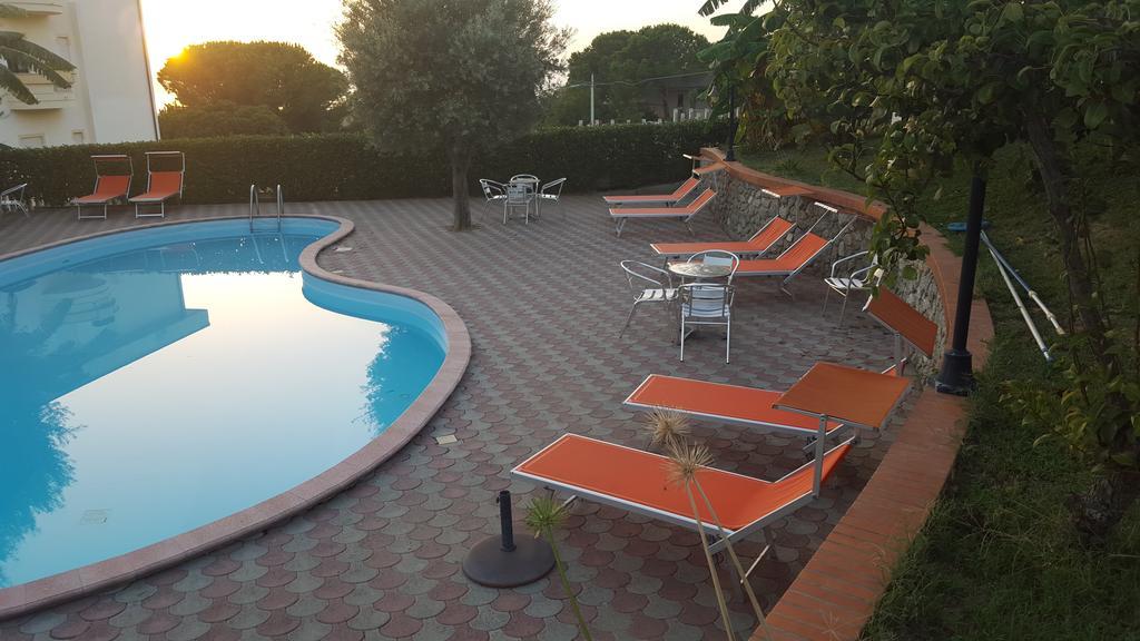 Agriturismo Seaview Capo Vaticano Exterior photo
